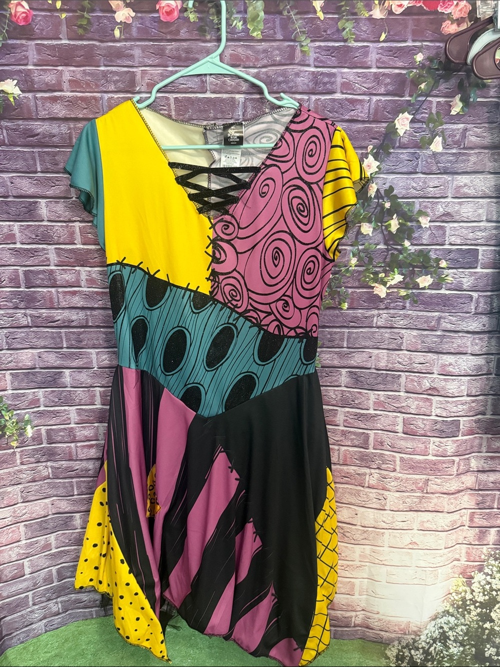 Deluxe Disney Nightmare before Christmas costume ladies L dress, tights gloves